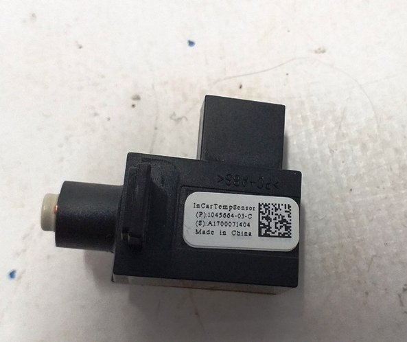 13 Tesla modell X, modell 3 innertemperaturgivare 1045664-04-E